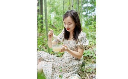 為何99%漂亮女性每天都在喝一杯有機(jī)野生葛根粉？